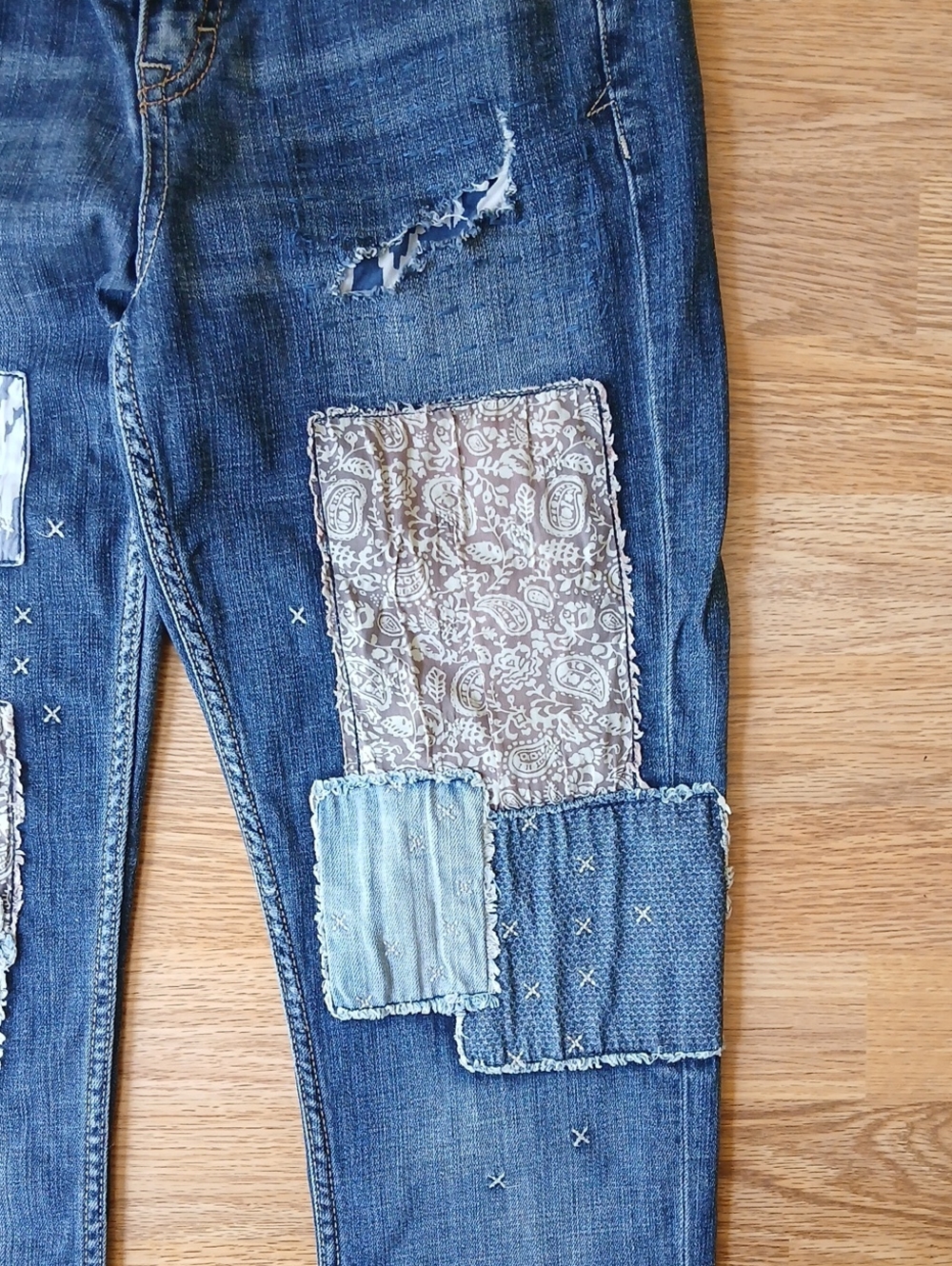 Aeropostale Patchwork Boyfriend Jeans Size 0 - Picture 4 of 6